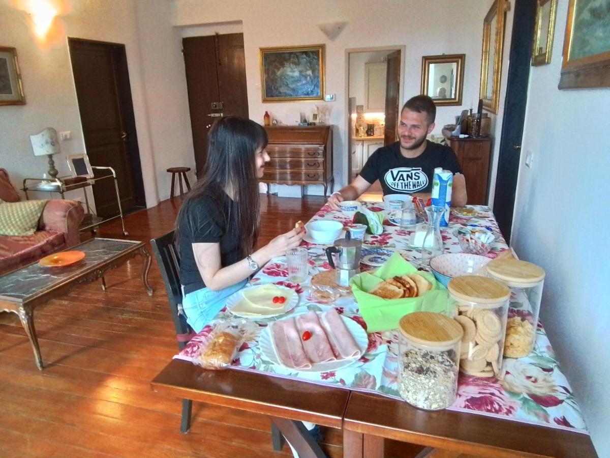 Uscio Anita B&B מראה חיצוני תמונה