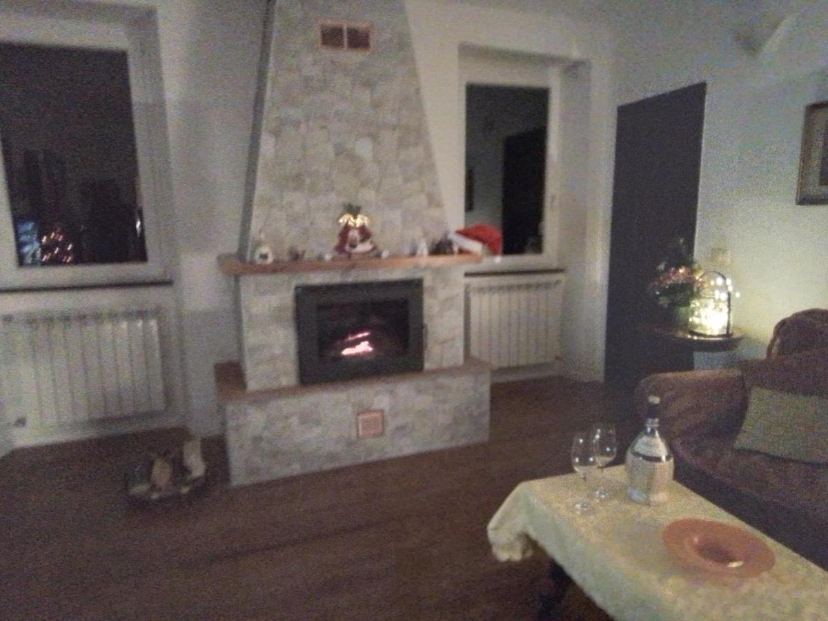 Uscio Anita B&B מראה חיצוני תמונה