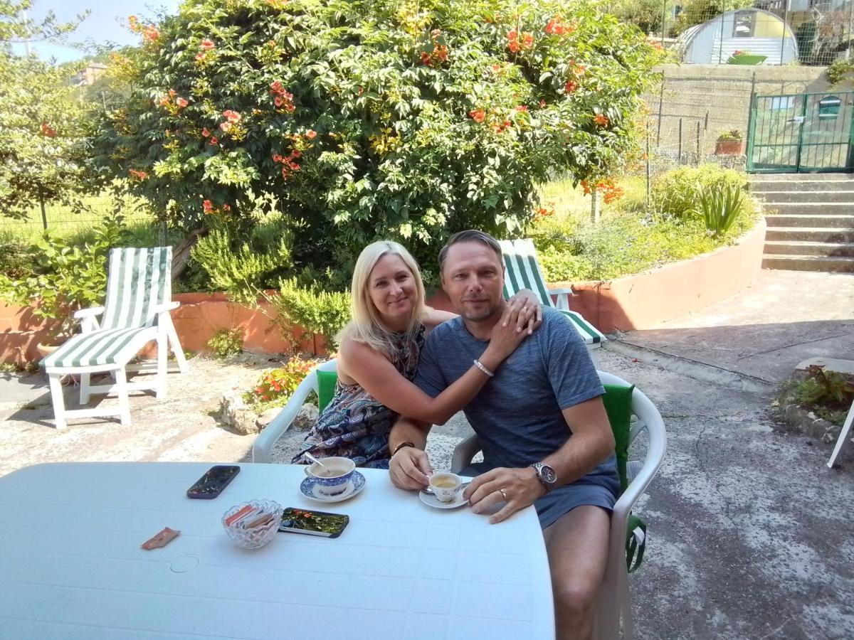 Uscio Anita B&B מראה חיצוני תמונה