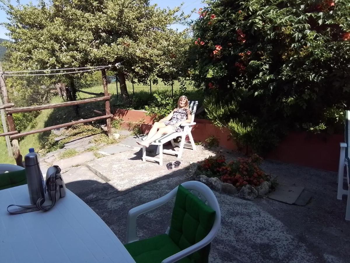 Uscio Anita B&B מראה חיצוני תמונה