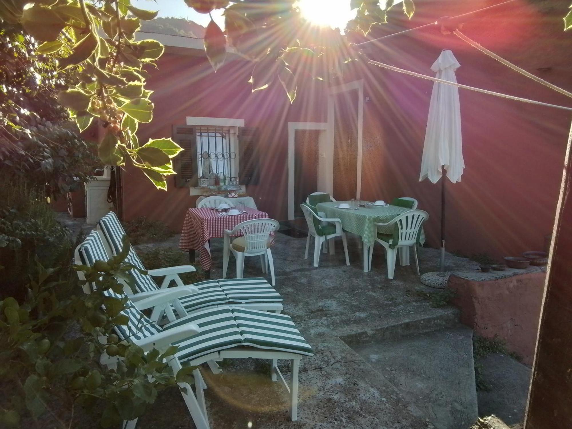 Uscio Anita B&B מראה חיצוני תמונה