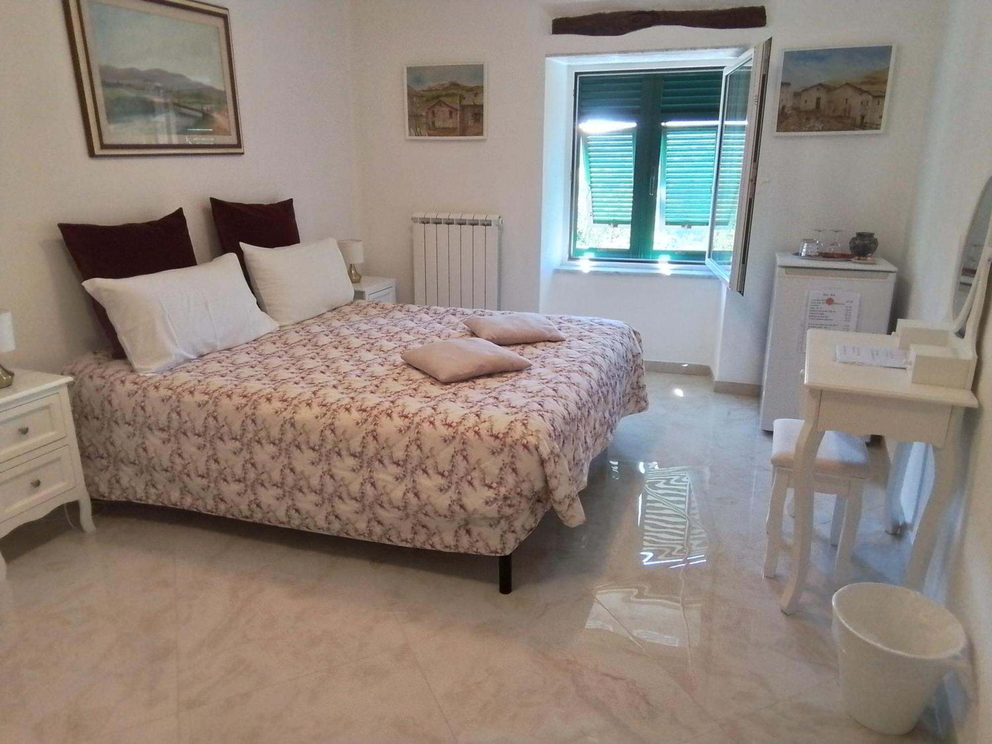 Uscio Anita B&B מראה חיצוני תמונה